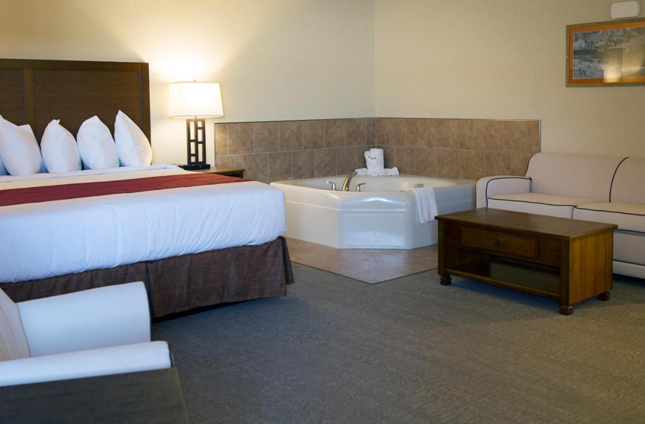 Newcastle Lodge & Convention Center מראה חיצוני תמונה