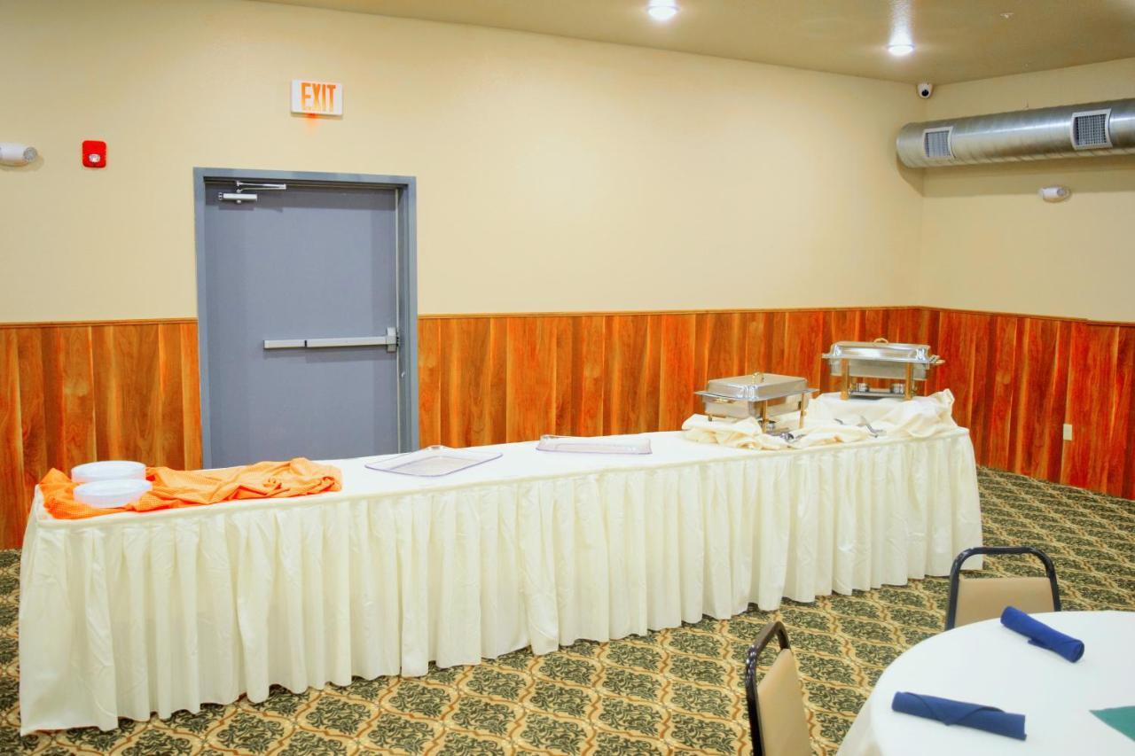 Newcastle Lodge & Convention Center מראה חיצוני תמונה