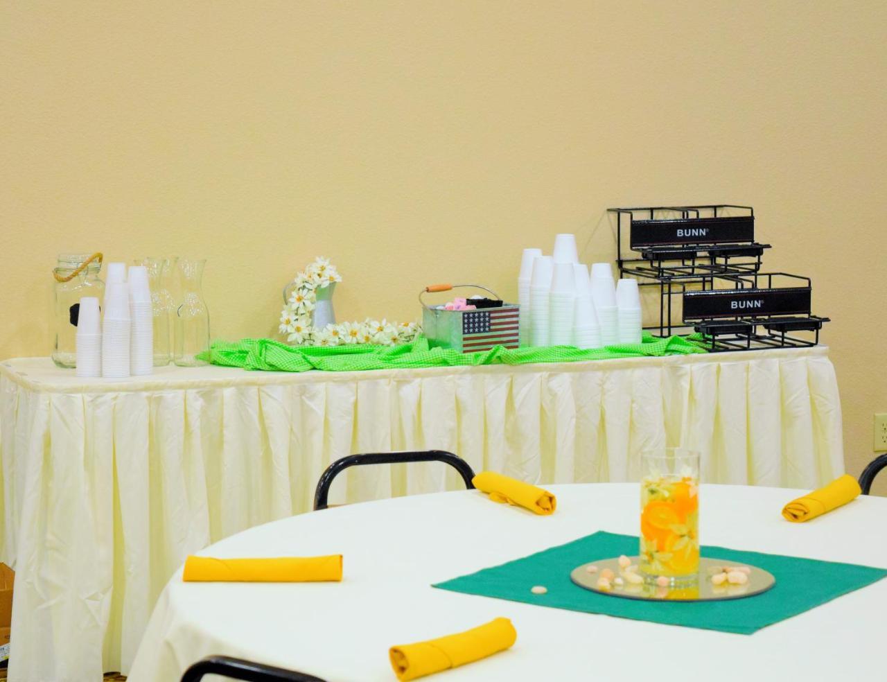 Newcastle Lodge & Convention Center מראה חיצוני תמונה